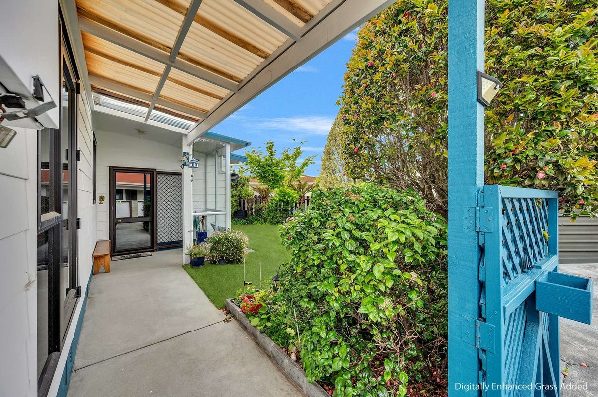 2/17 Townshend Crescent, Greenmeadows, Napier, Hawke's Bay - Carousel 2