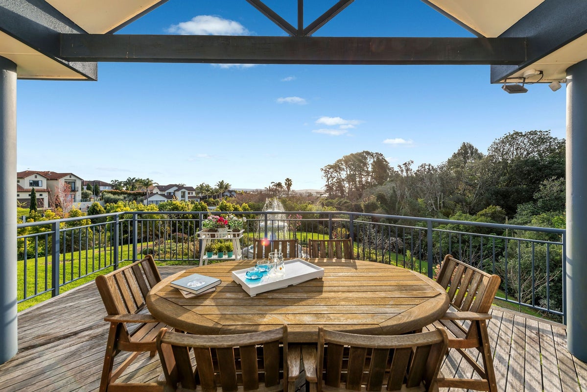 14 Penwood Close, East Tamaki Heights, Manukau City, Auckland - Carousel 2