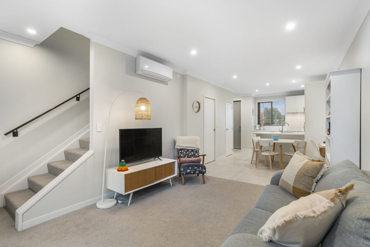 33C O'Meara Street, Swanson, Auckland - Carousel 2