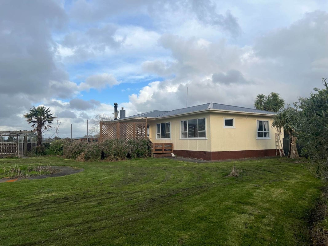 137 Harris Road, Waiuku - Carousel 1