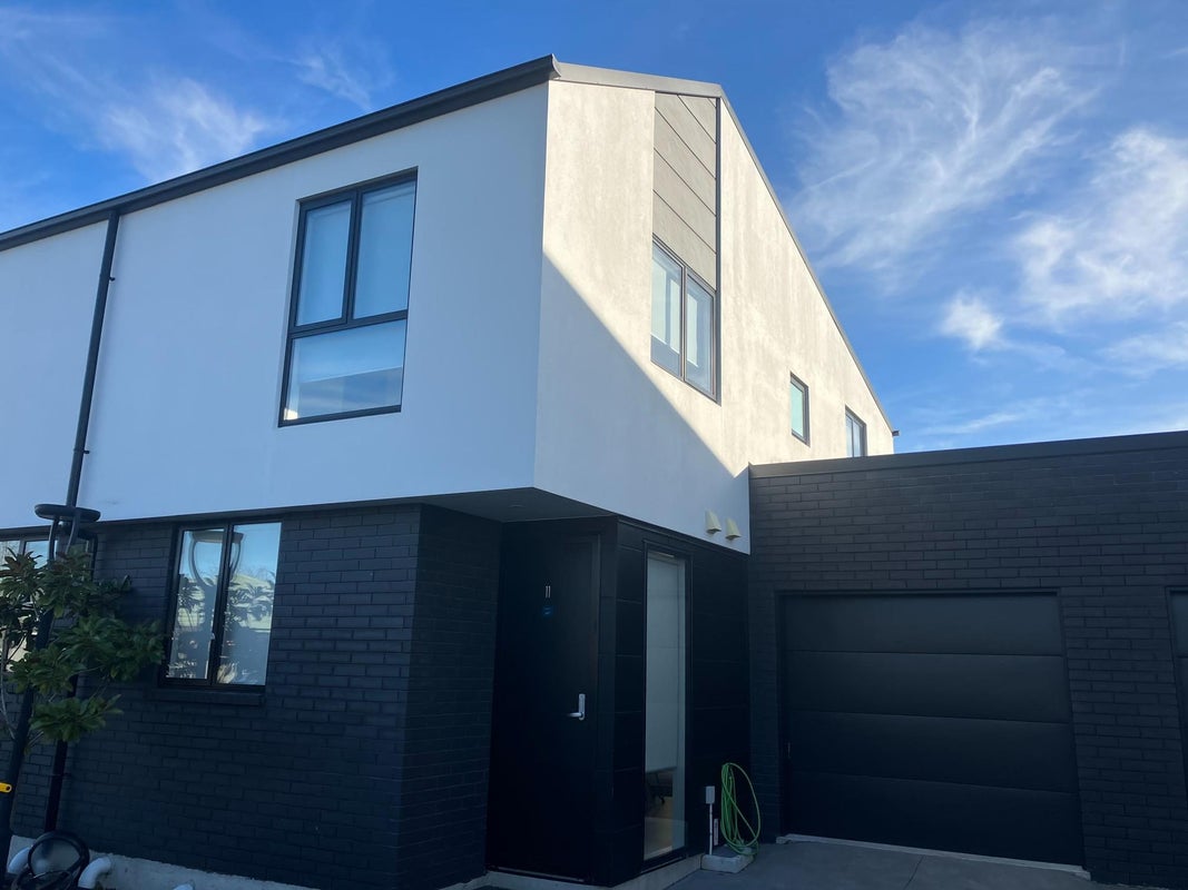 11 Verlamio Lane, Edgeware, Christchurch - Carousel 1