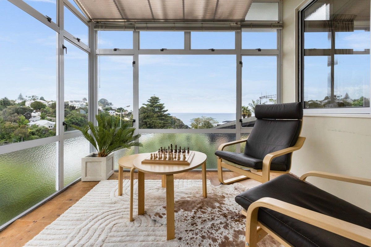 7 Hadfield Terrace, Bluff Hill, Napier - Carousel 2
