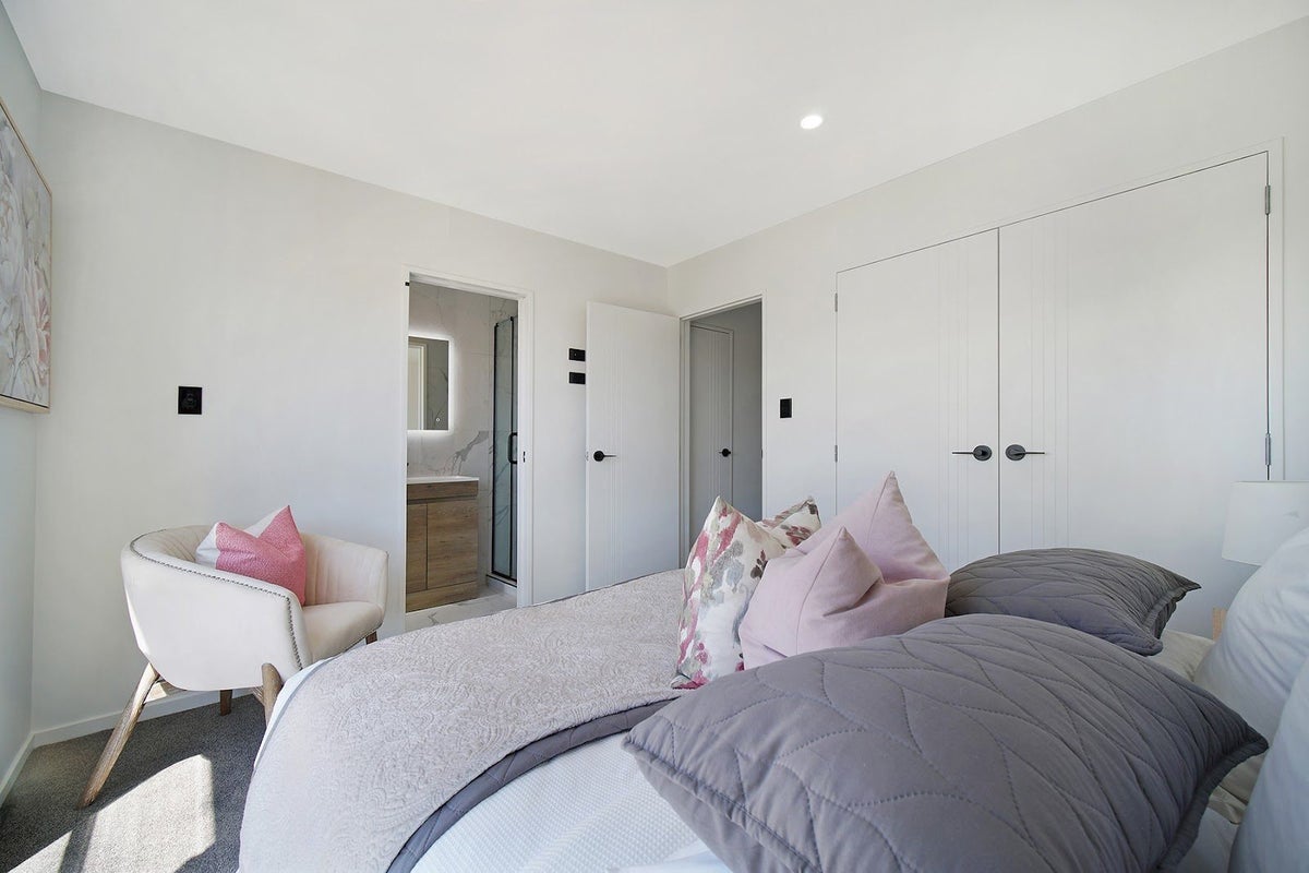 2/26 Dale Crescent, Pakuranga, Auckland - Carousel 11