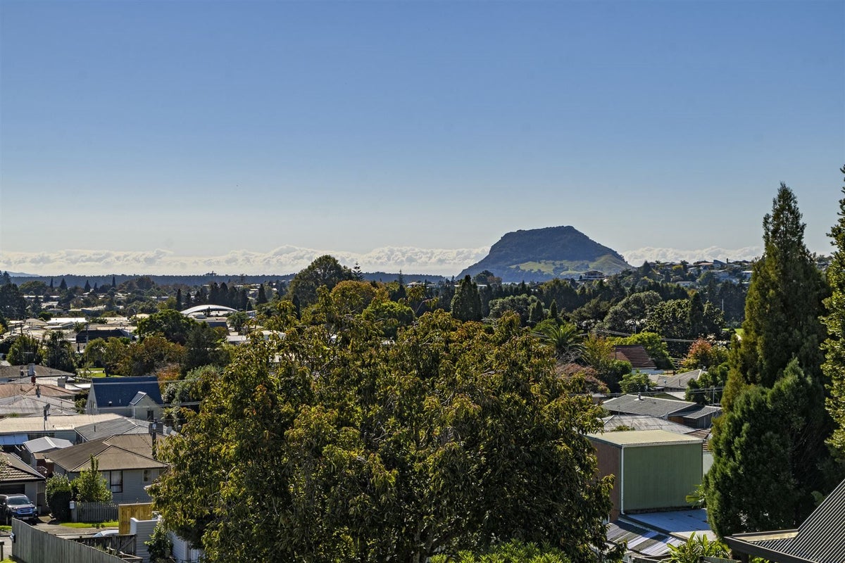 32A Anne Road, Bellevue, Tauranga - Carousel 1