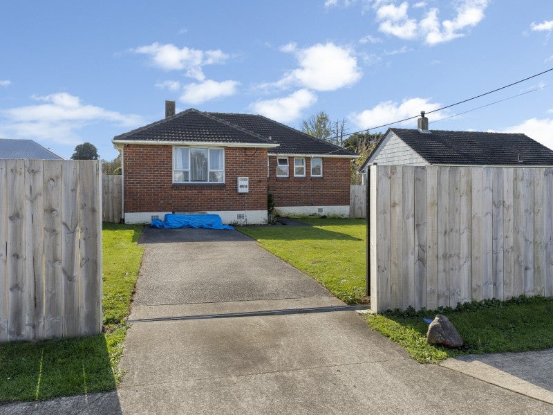10 Ajax Street, Stratford, Stratford - Carousel 2