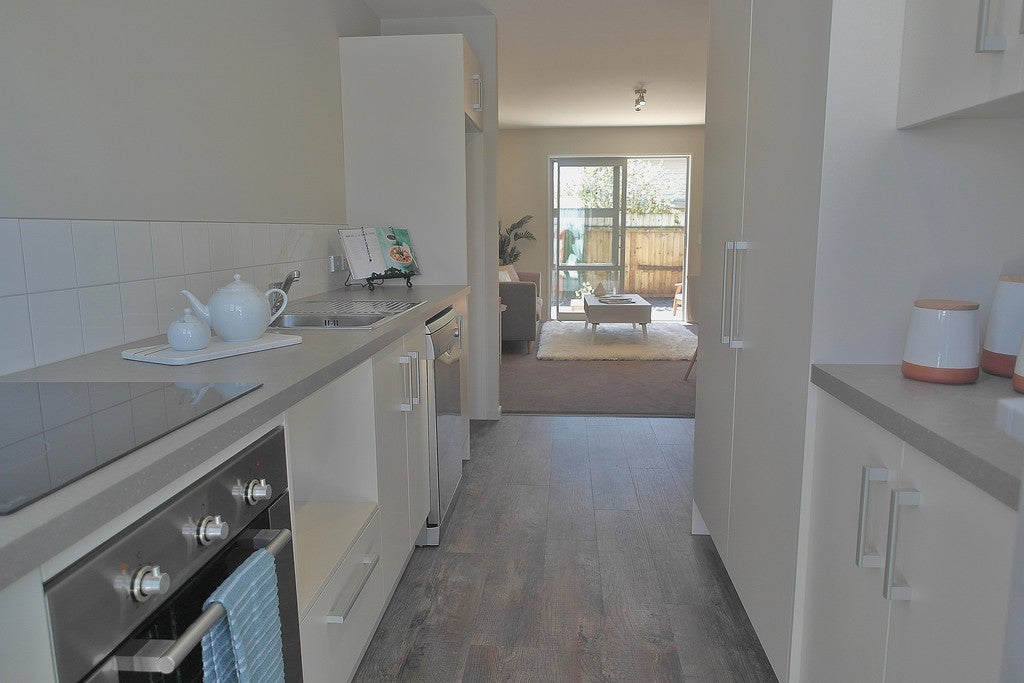 3/21 Allard Street, Edgeware, Christchurch - Carousel 2