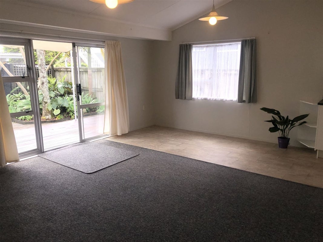 2A Cypress Gardens Place, Onerahi, Whangarei - Carousel 2