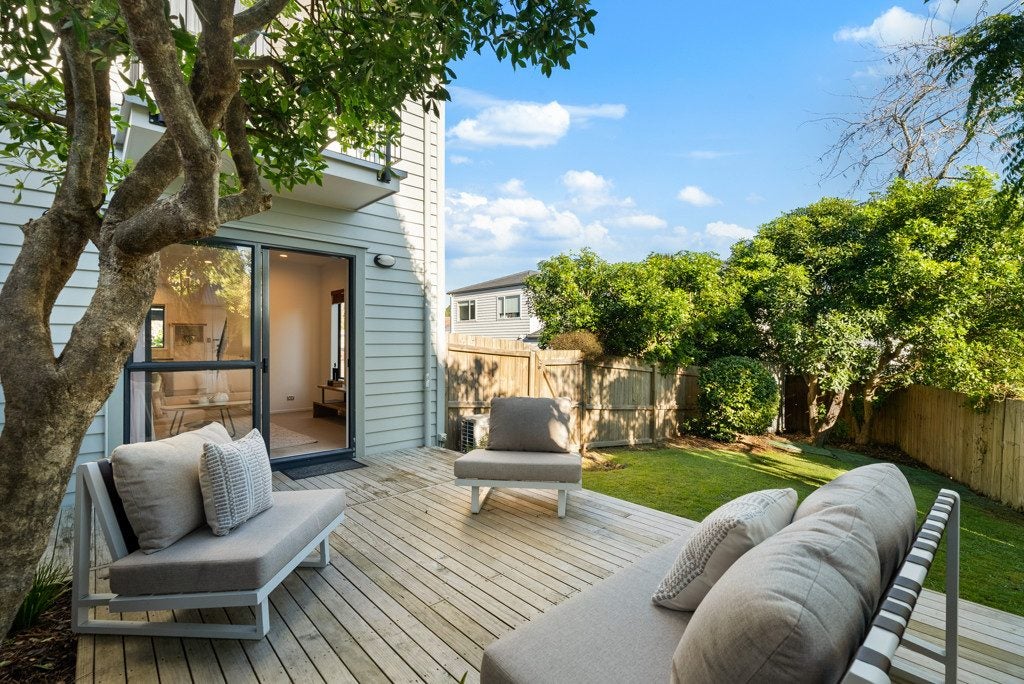 1/24 Norrie Avenue, Mount Albert, Auckland - Carousel 2