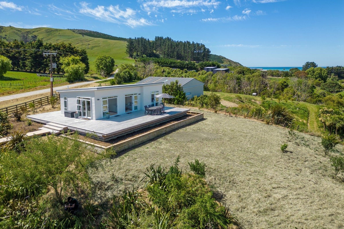 422 Whangaehu Road, Porangahau, Porangahau - Carousel 1