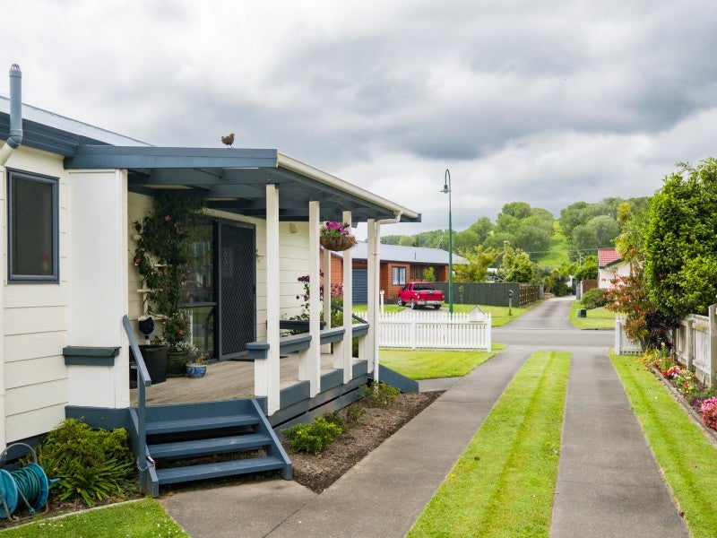 18 Ruru Avenue, Lytton West, Gisborne - Carousel 2