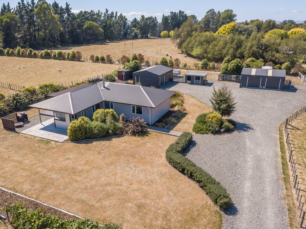 402 Upper Plain Road, Upper Plain, Masterton - Carousel 1