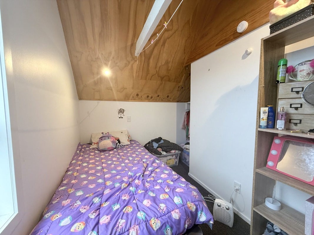 10/120 RANDWICK RD, MOERA, LOWER HUTT - Carousel 8