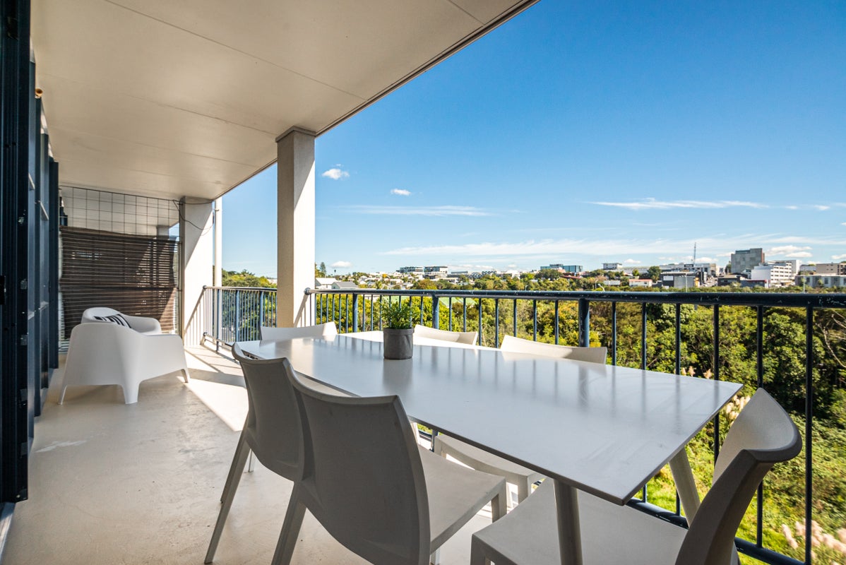 D6/19 Fleet Street, Eden Terrace, Auckland - Carousel 1