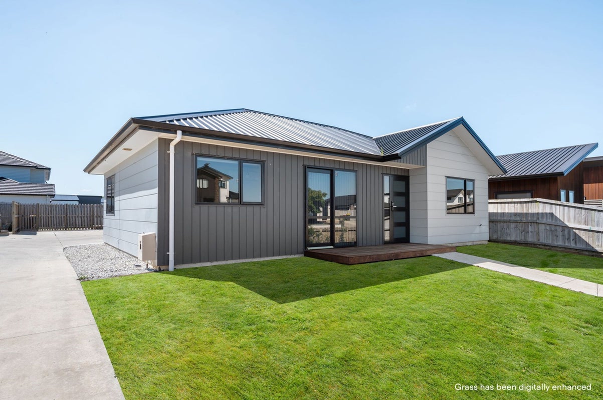 1/16 Tokerau Drive, Rototuna North, Hamilton - Carousel 1