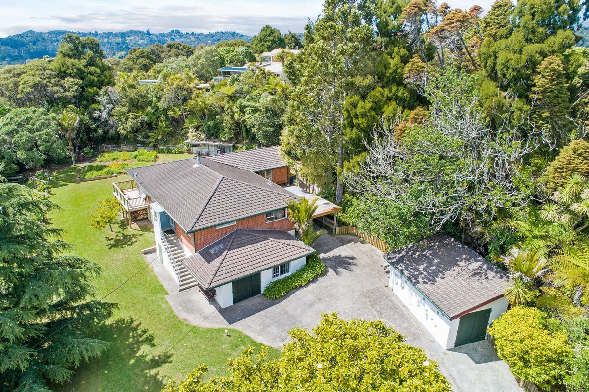 764 West Coast Road, Oratia, Auckland - Carousel 2