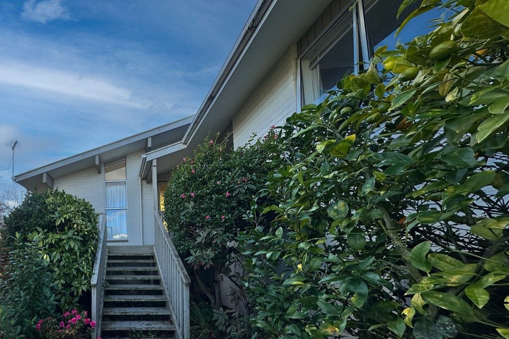 4 Hawkswood Place, Avonhead, Christchurch - Carousel 2