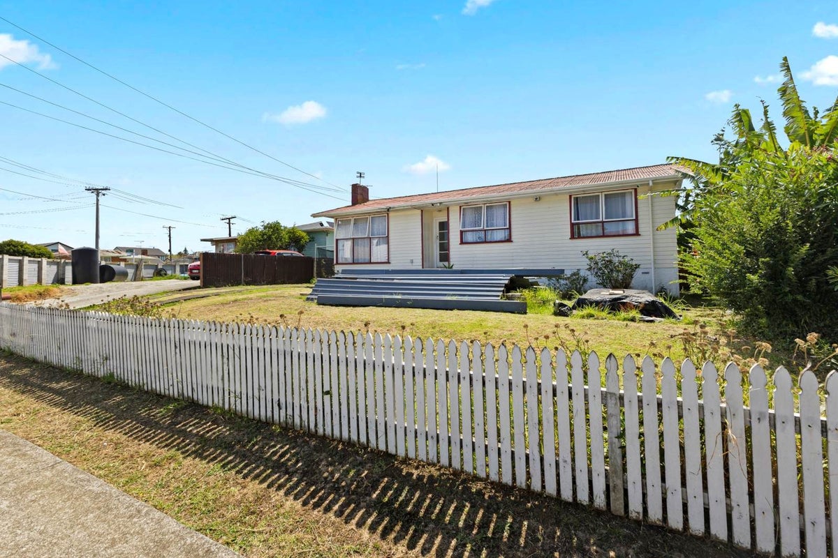6 Geoffrey Place, Mangere East, Auckland - Carousel 13