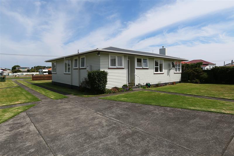 23 Domett Street, Opunake - Carousel 2