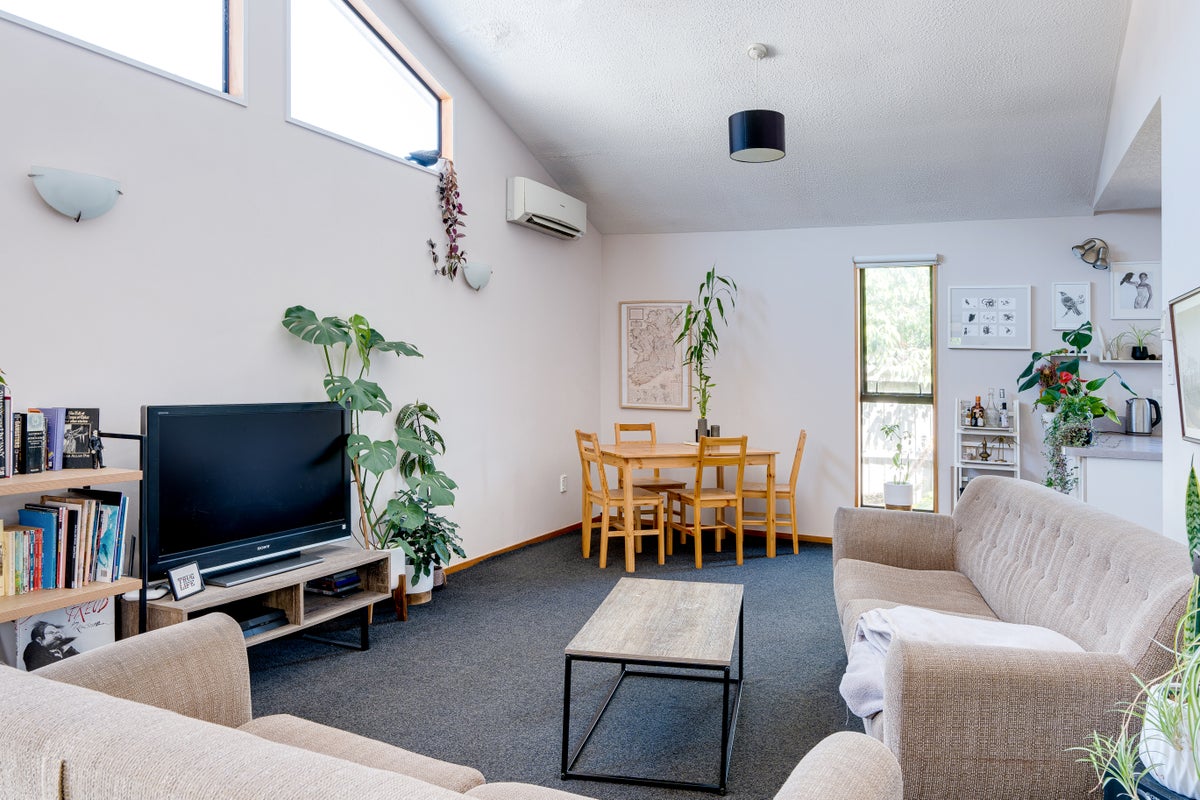 2/218 Pine Avenue, South New Brighton, Christchurch - Carousel 2