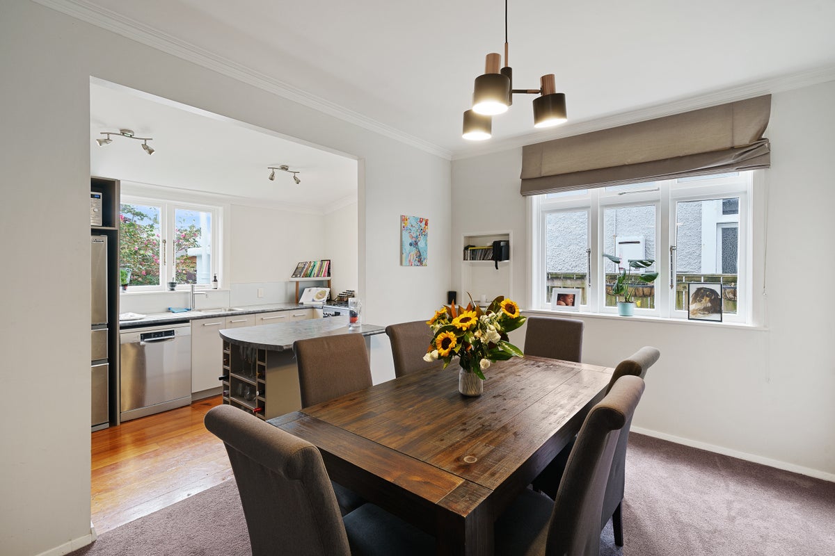1/45 Copeland Street, Hutt Central, Lower Hutt - Carousel 2