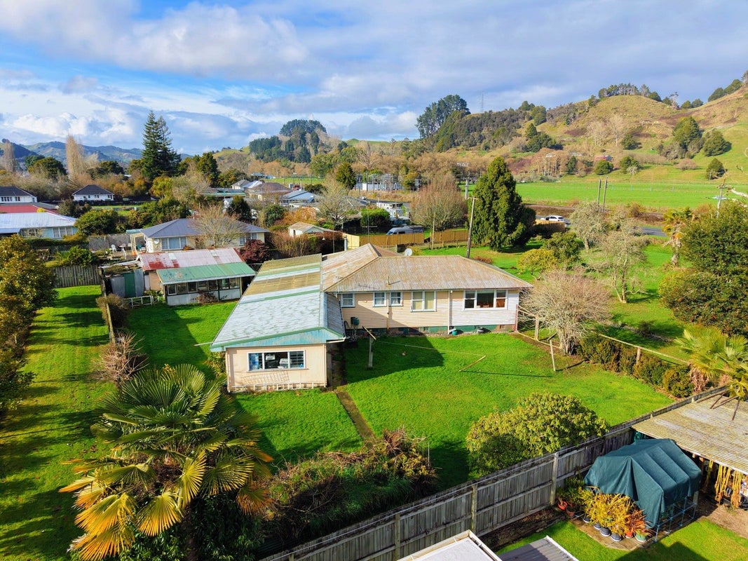 102 Totara Street, Manunui, Taumarunui - Carousel 2