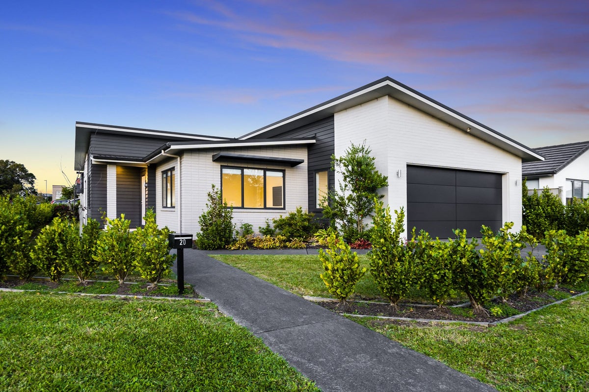 20 Orford Lane, Takanini, Auckland - Carousel 1
