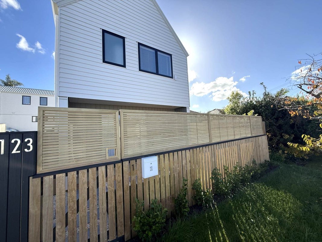 1/123 Barrack Road, Mount Wellington, Auckland - Carousel 2