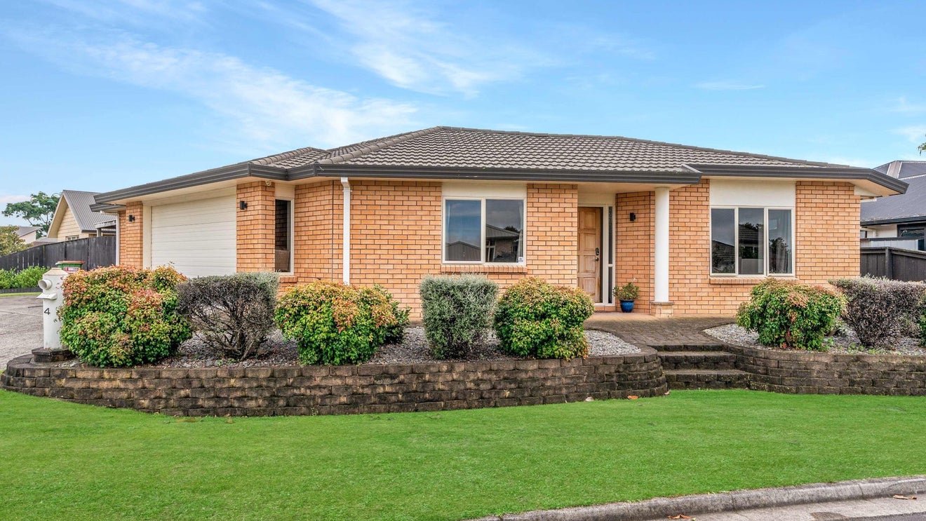 4 Logan Court, Chartwell, Hamilton - Carousel 1