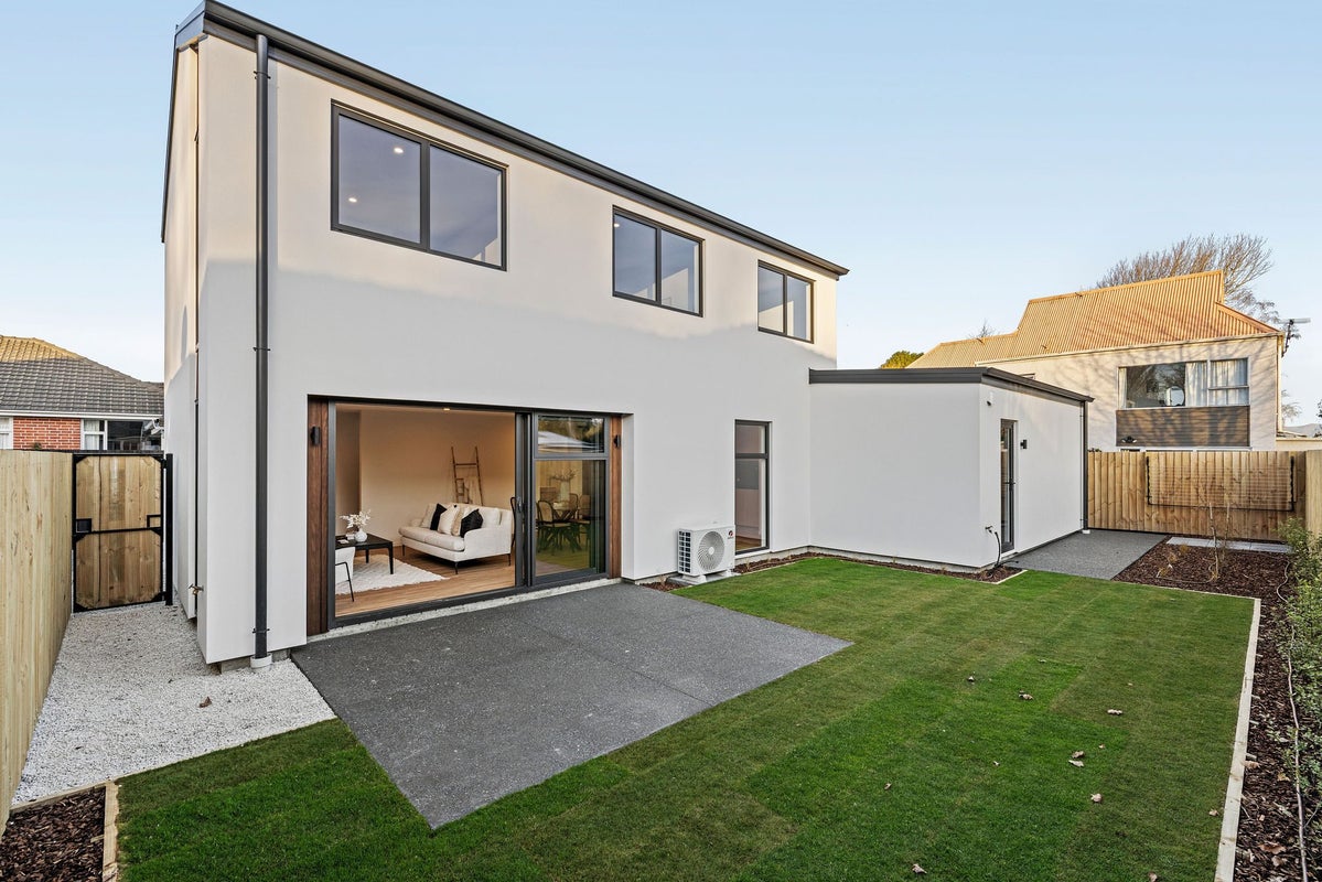 88 Kellys Road, Mairehau, Christchurch - Carousel 1
