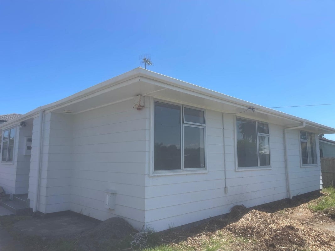 22 Ferguson Street, Manurewa East, Auckland - Carousel 2