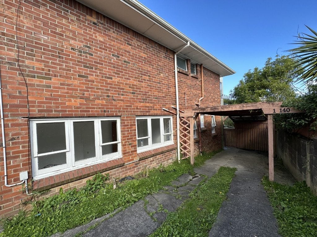 140 Golf Road, Titirangi, Auckland - Carousel 2