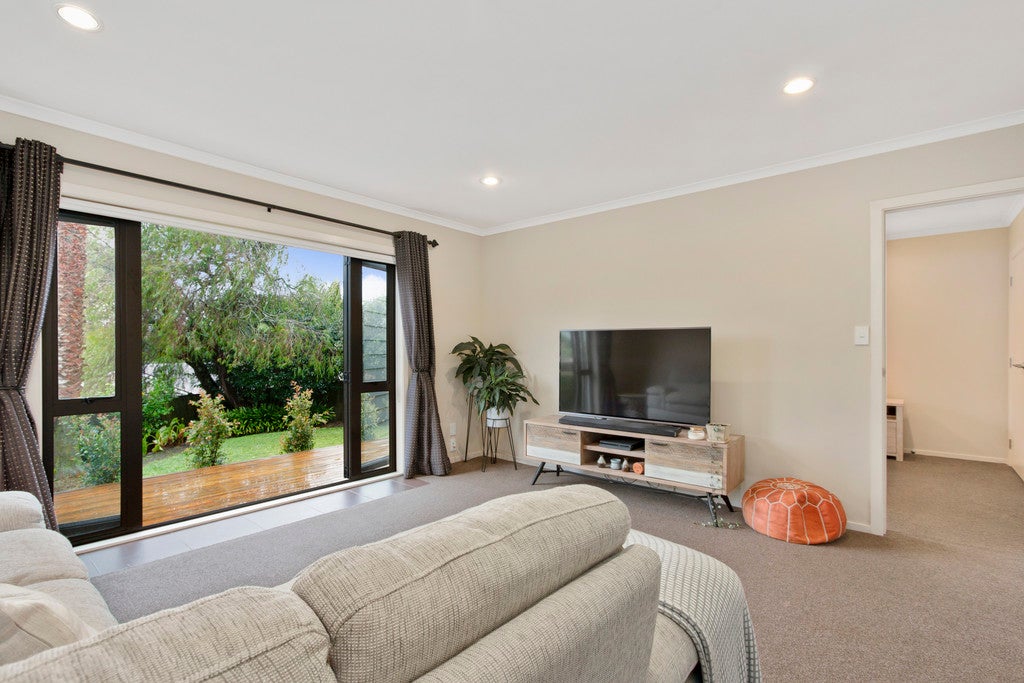 15 Trelawn Place, Cockle Bay, Auckland - Carousel 26