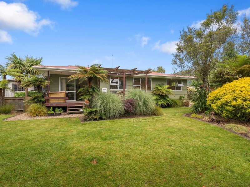 4 Luke Place, Fairy Springs, Rotorua - Carousel 1
