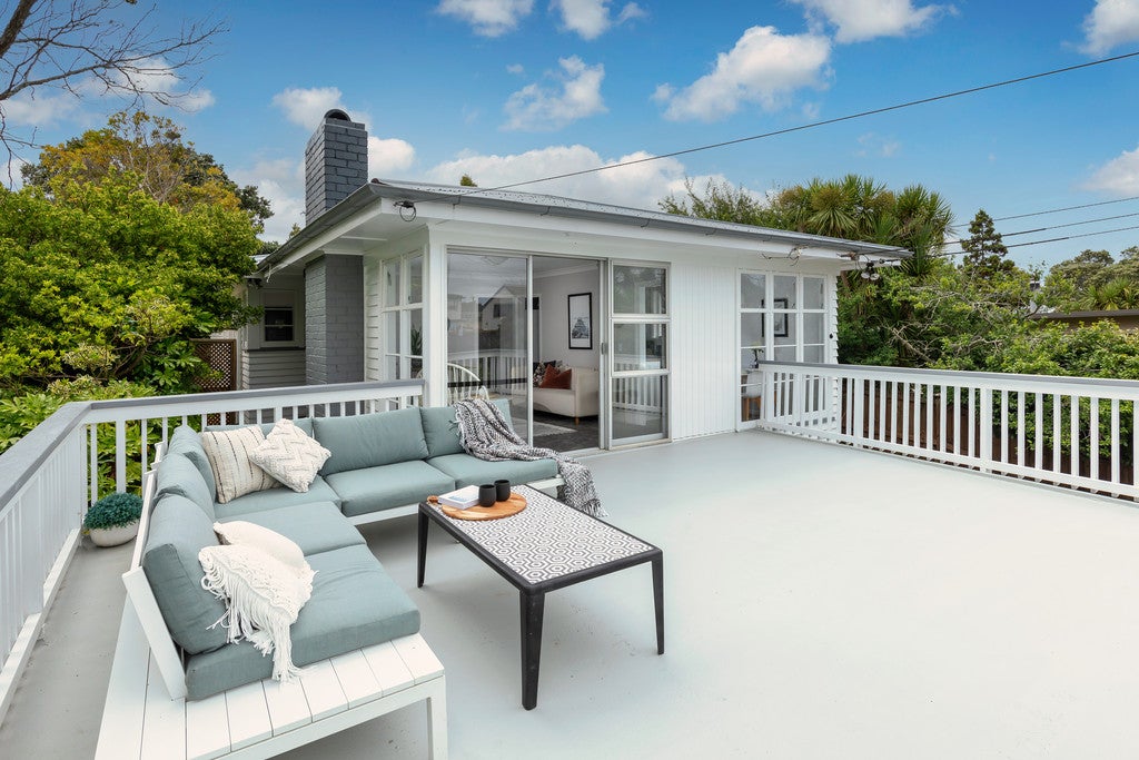 36 Bentleigh Avenue, New Windsor, Auckland - Carousel 1