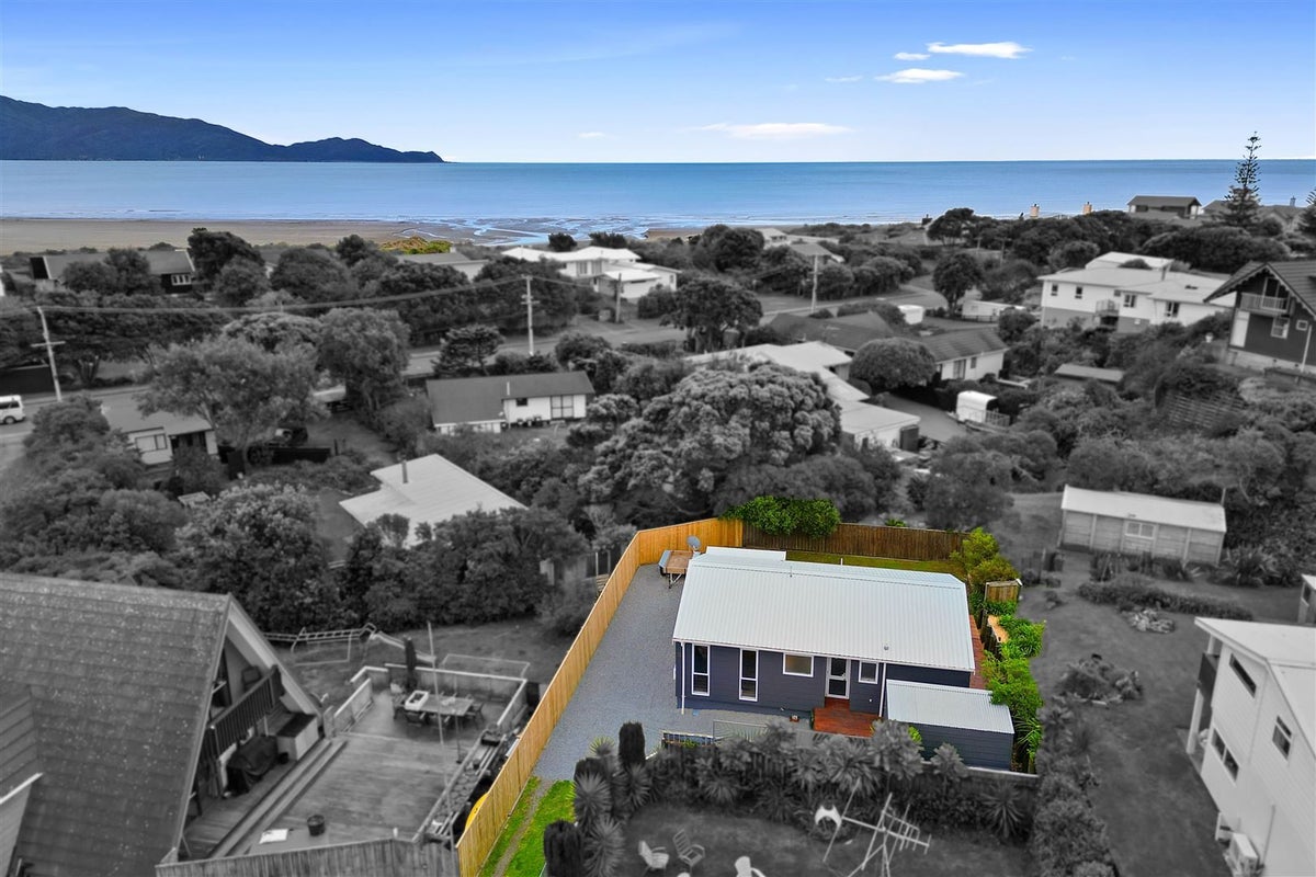 7A William street, Waikanae Beach, Waikanae - Carousel 2
