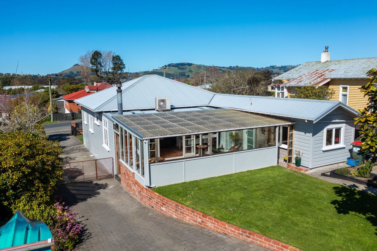 27 Blackman Avenue, Sawyers Bay, Port Chalmers - Carousel 31