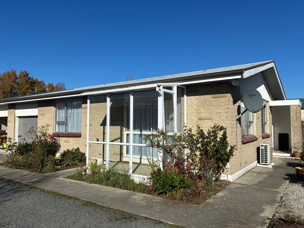 2/12 Chaucer Street, Milton, Milton - Carousel 1