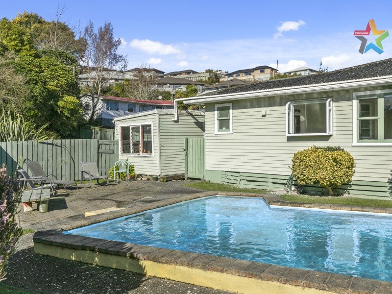 189 Stokes Valley Road, Stokes Valley, Lower Hutt - Carousel 13