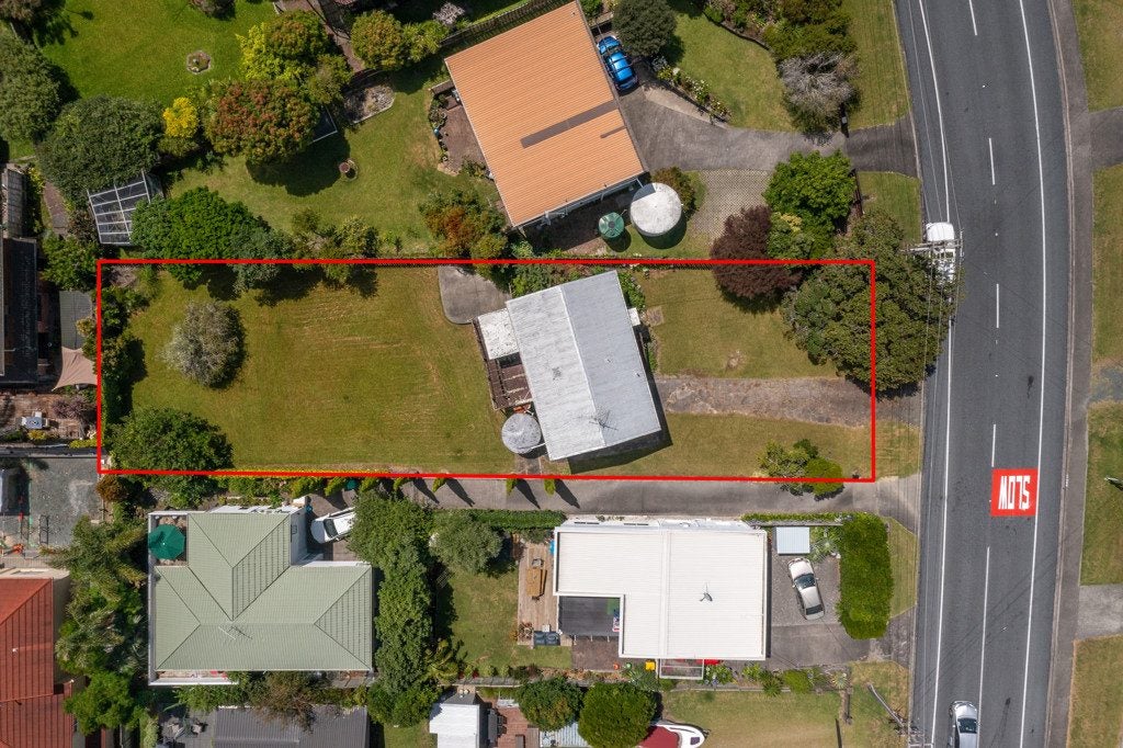 1292 Whangaparaoa Road, Army Bay, Whangaparaoa - Carousel 26