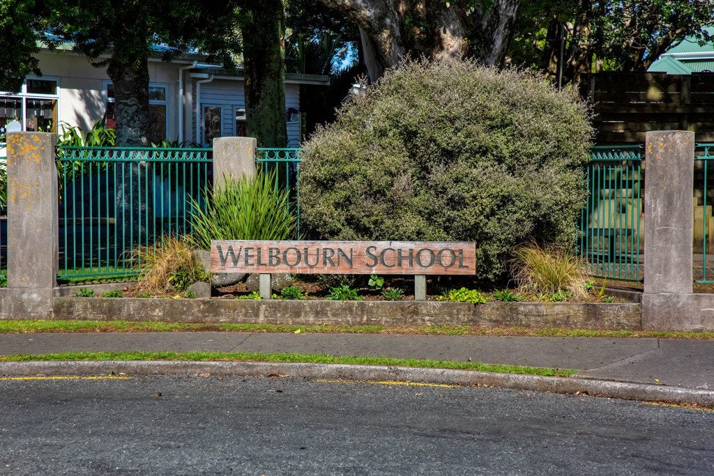 51 Cumberland Street, Merrilands, New Plymouth - Carousel 37