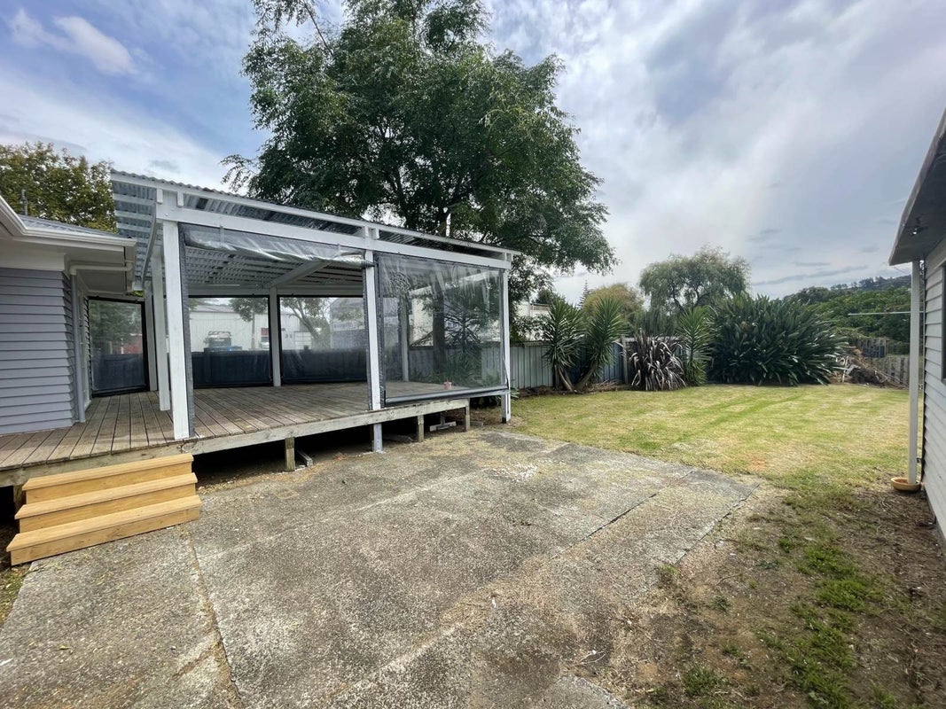 12 Tarewa Road, Morningside, Whangarei - Carousel 2