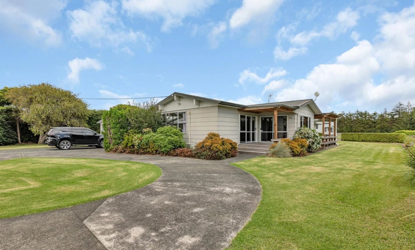 712 One Tree Point Road, Whangarei - Carousel 1