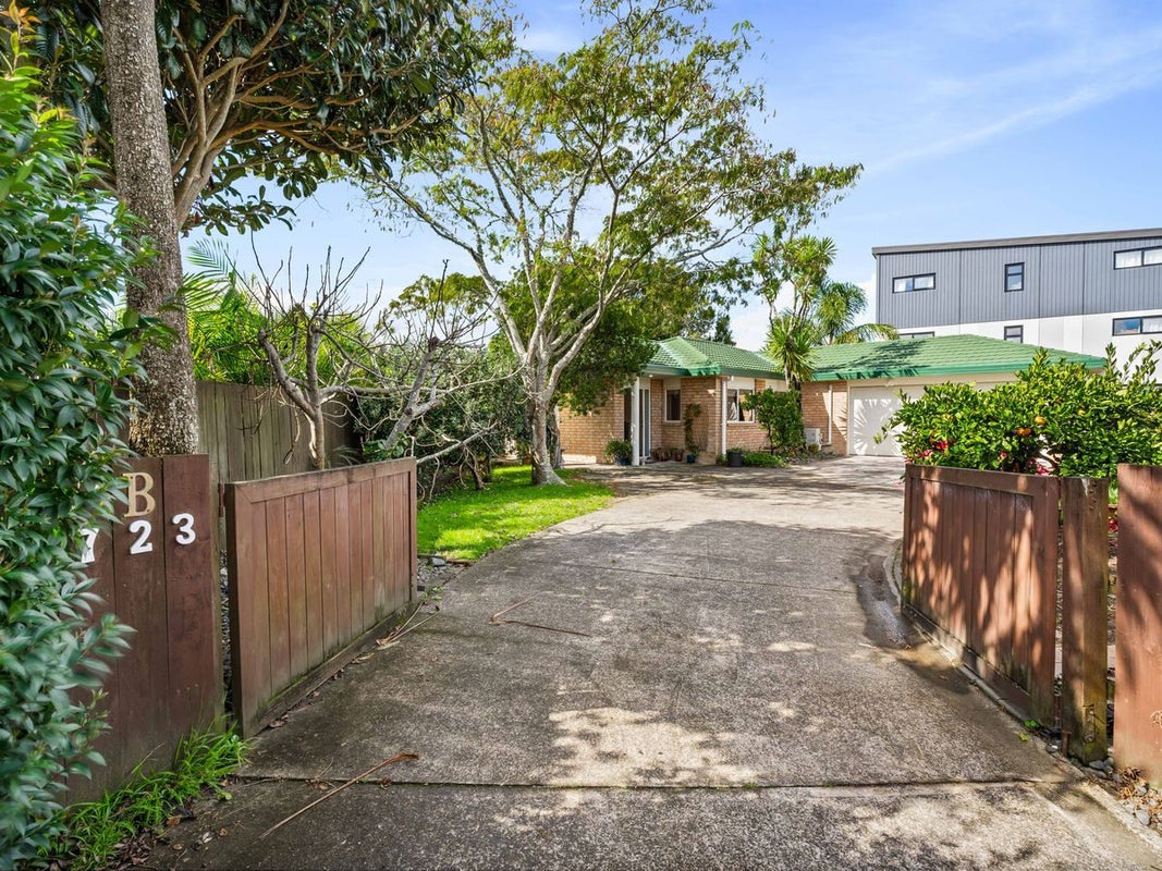 723B Te Atatu Road, Te Atatu Peninsula, Waitakere City, Auckland - Carousel 2
