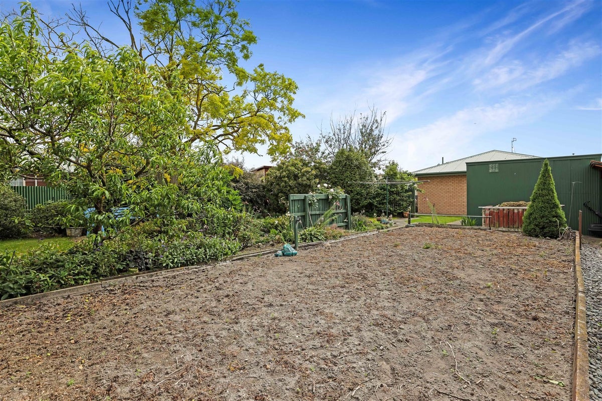 80 Princes Street, Netherby, Ashburton - Carousel 24