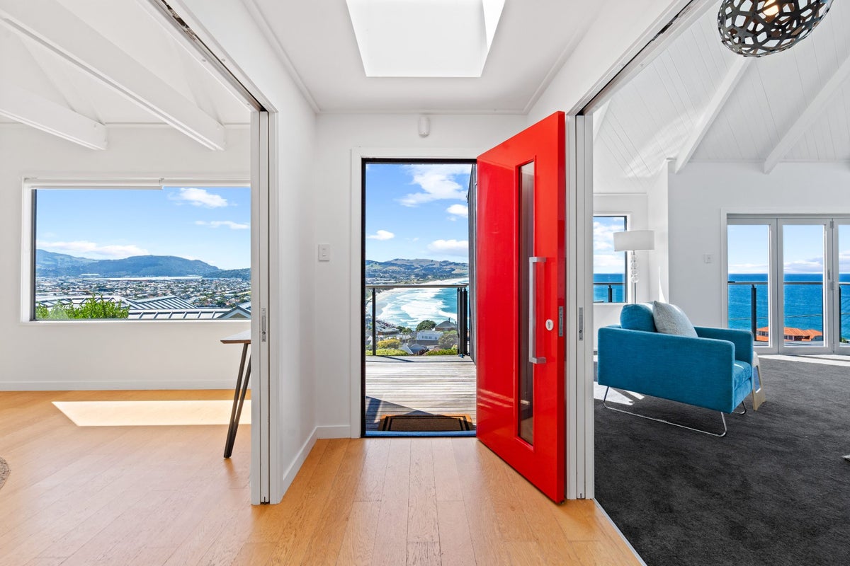 78 Cliffs Road, Saint Clair, Dunedin - Carousel 1