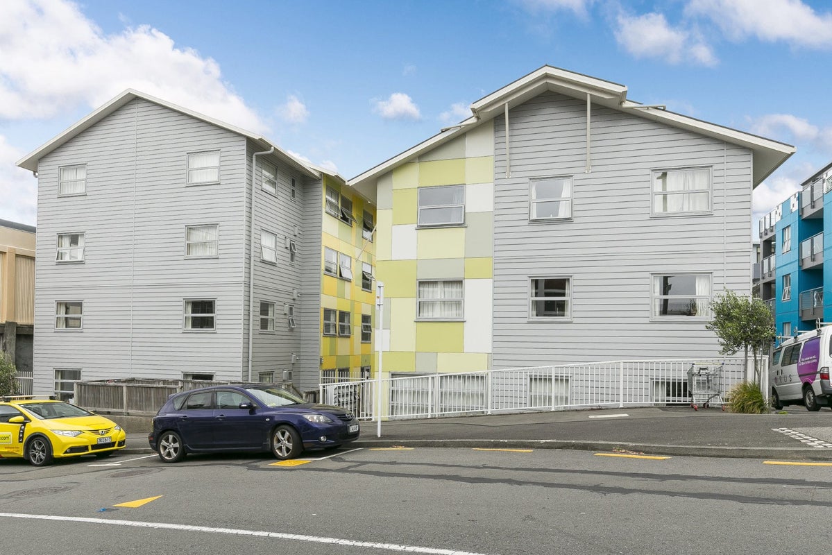 7/19 Drummond Street, Mount Cook, Wellington - Carousel 1