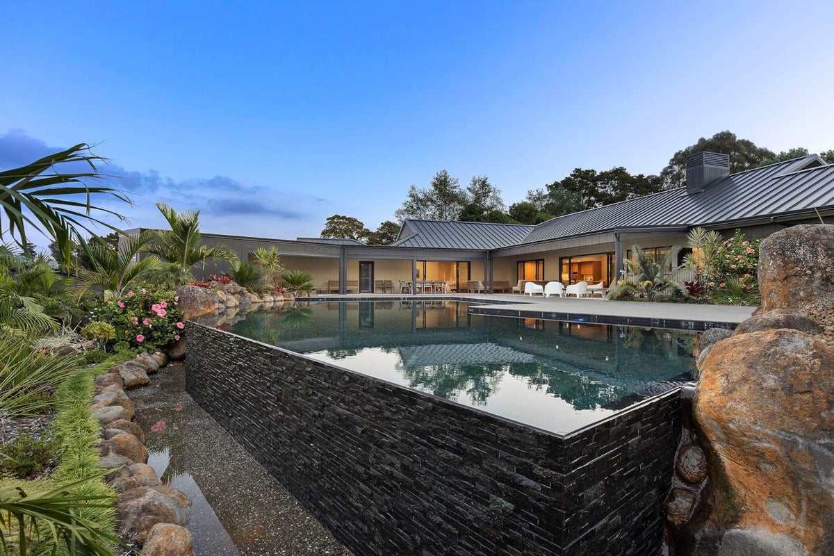1565 Great South Road, Ramarama, Drury - Carousel 2