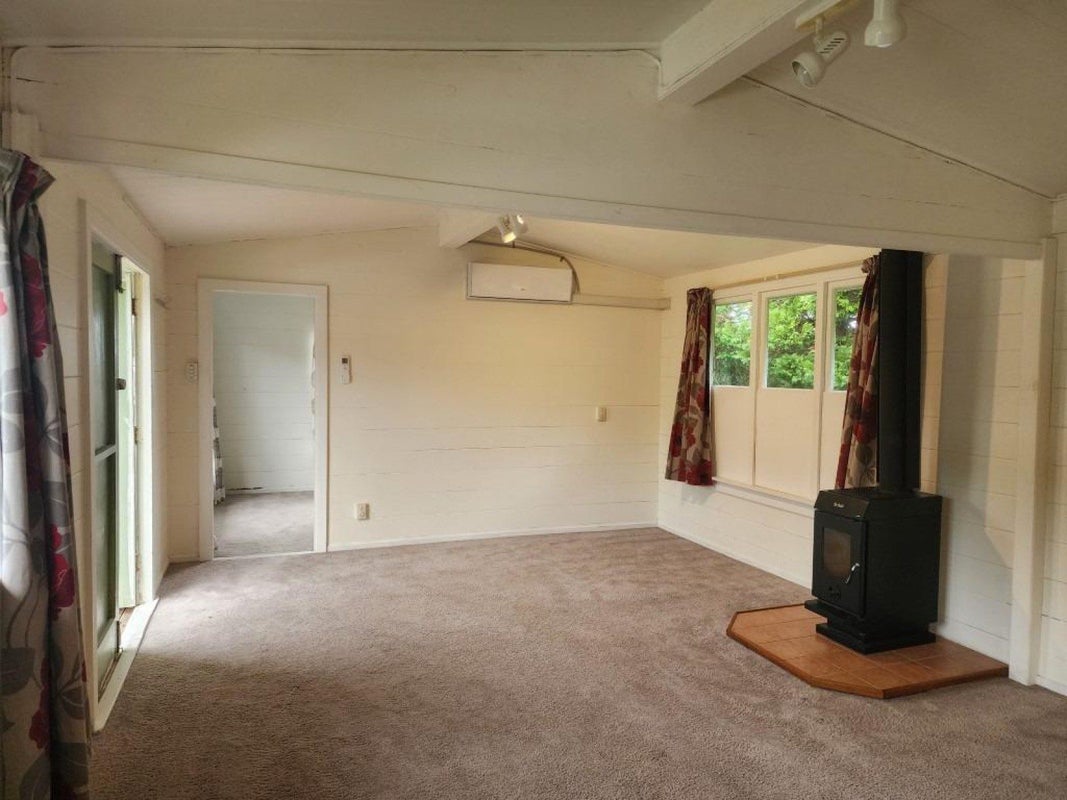 4 Bexhill Terrace, Tirau - Carousel 1