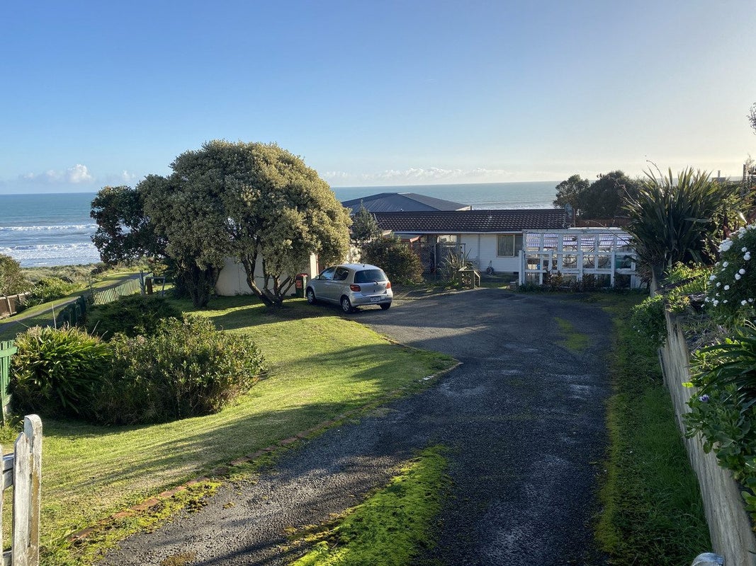 7 Kapiti Terrace, Castlecliff, Whanganui - Carousel 2