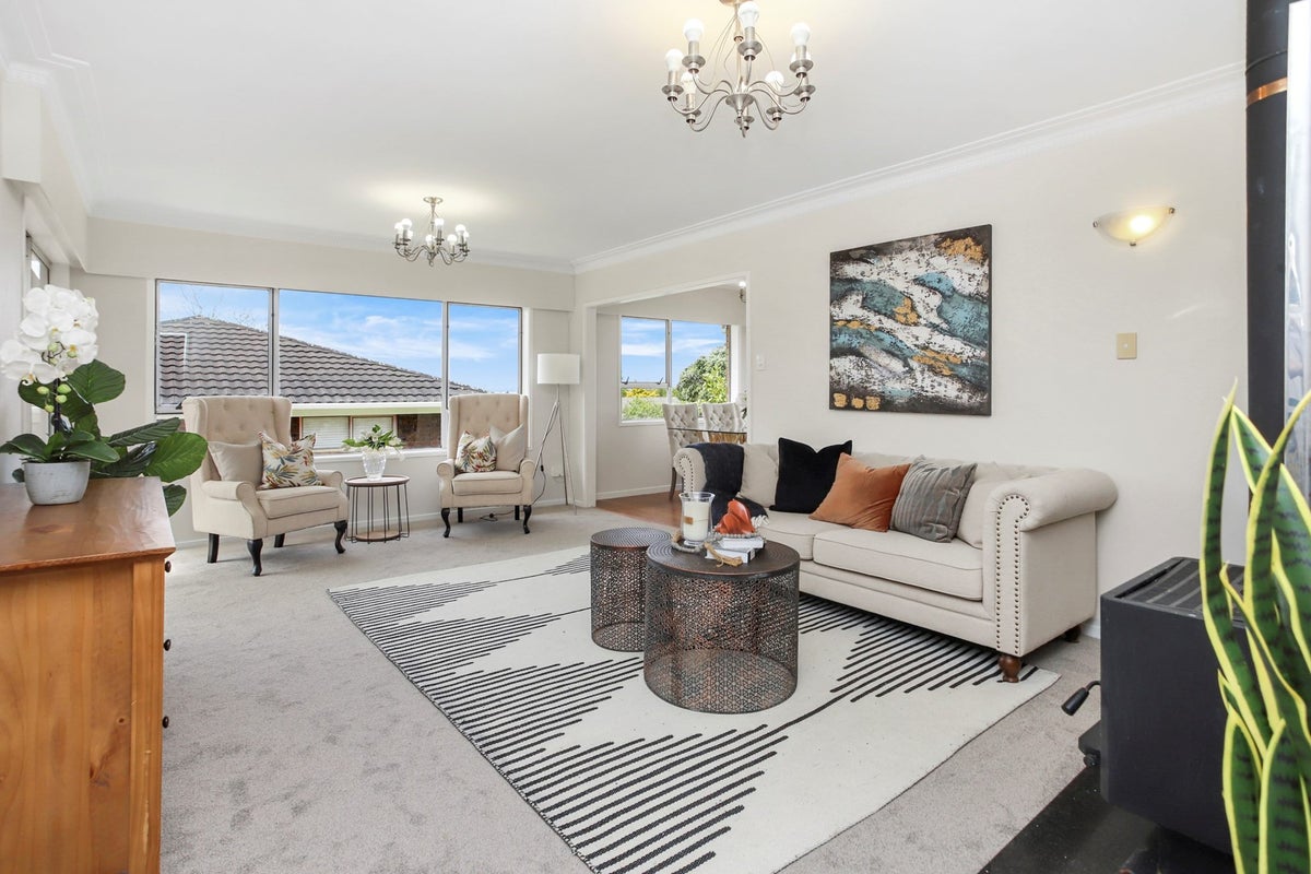 28 Nui Mana Place, Te Atatu South, Auckland - Carousel 2